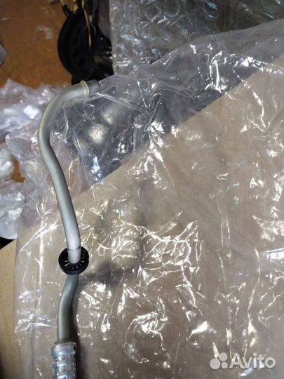 Трубка системы охлаждения АКПП Opel Astra J a16xer