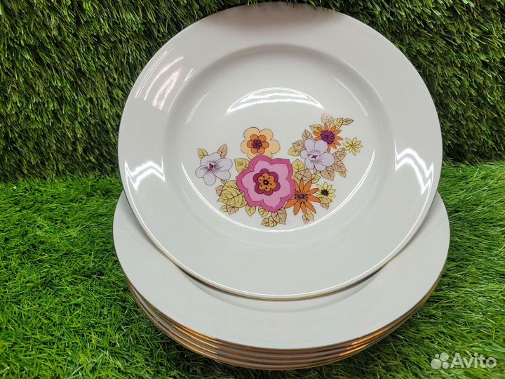 Набор суповых тарелок с цветочным декором на шесть