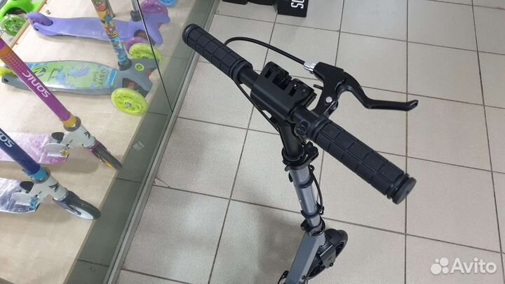 Самокат кс с дисковым ручным тормозом