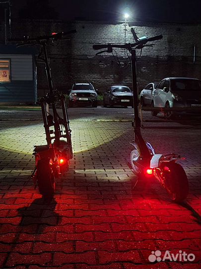 Мощный самокат Speed Savage