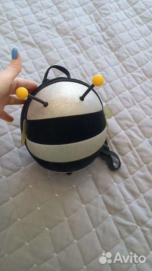 Пчела рюкзак