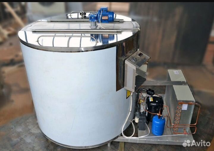 Охладитель молока открытого типа 500 литров