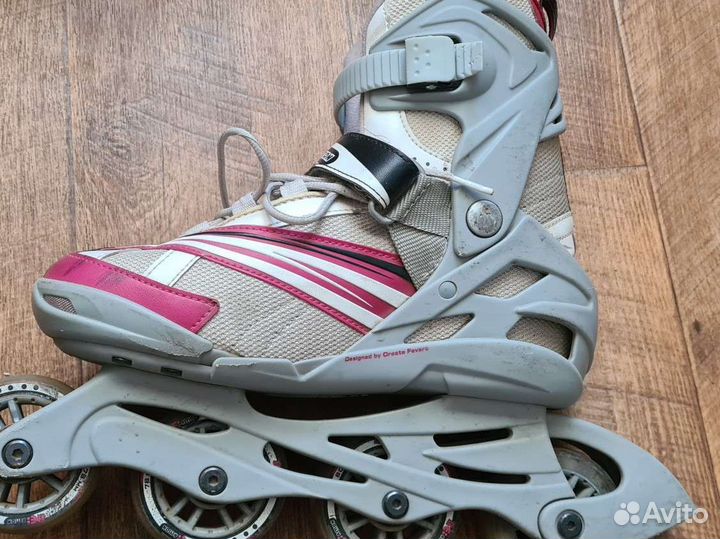 Женские роликвые коньки breeze