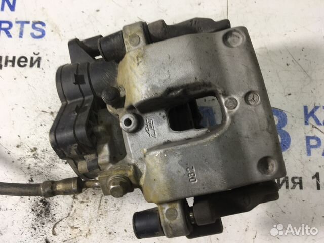 Суппорт задний Mercedes w205 C-classe