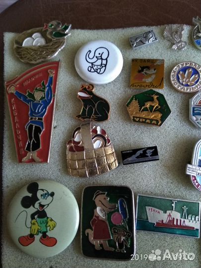 Коллекция советских значков