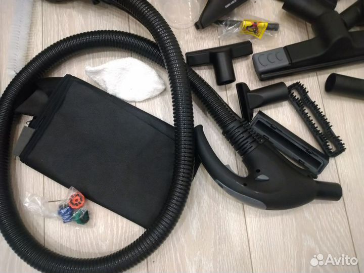 Паропылесос Karcher SV 7