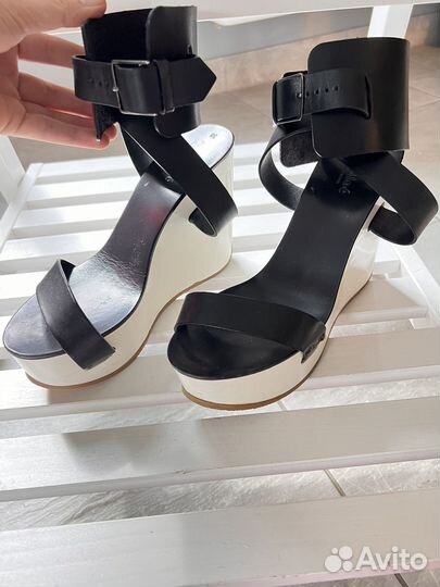 Босоножки Chloe 37 на узкую ножку