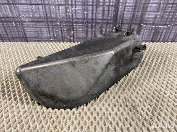 Воздуховод правый Bmw X5 E53 M54 2004