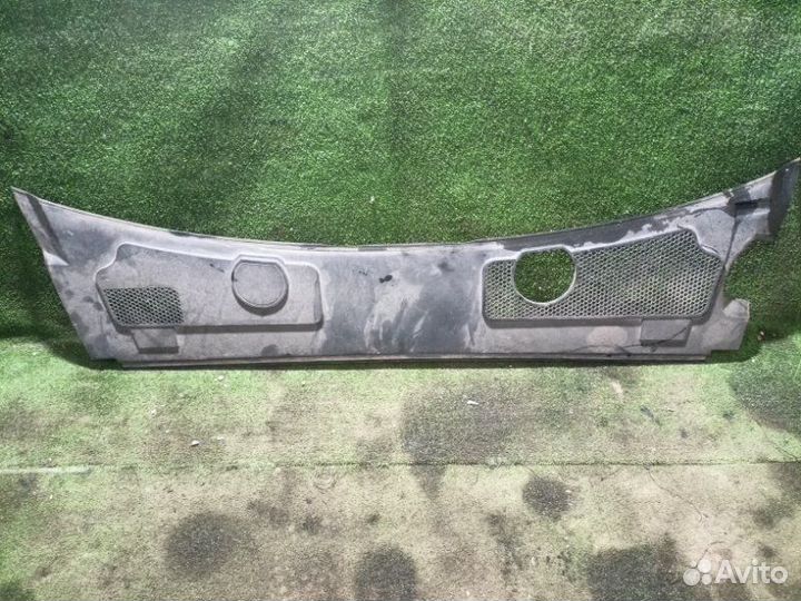 Жабо Audi A6 C6 AUK 2005