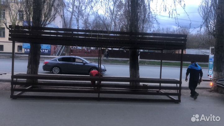 Аренда торговых павильонов и оборудования