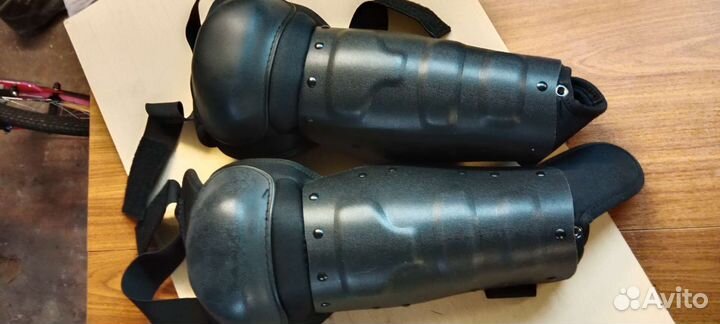 Защита голени и стопы Hatch