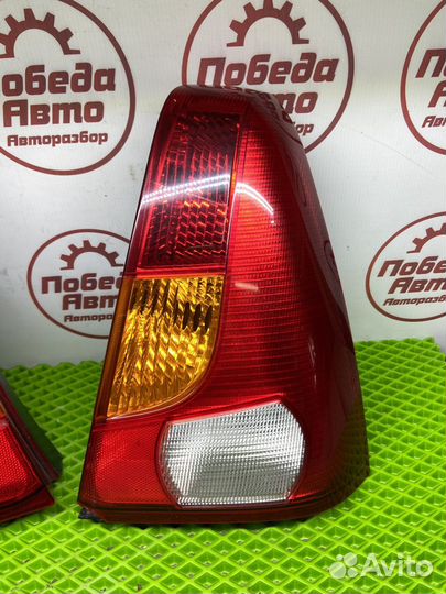 Задний фонарь логан 1