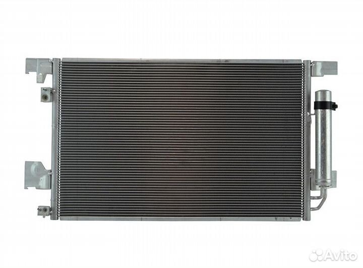 Радиатор кондиционера Nissan