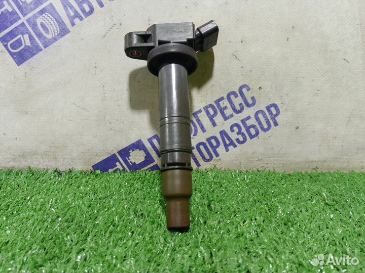 Катушка зажигания Toyota Noah 2.0 1AZ-FSE