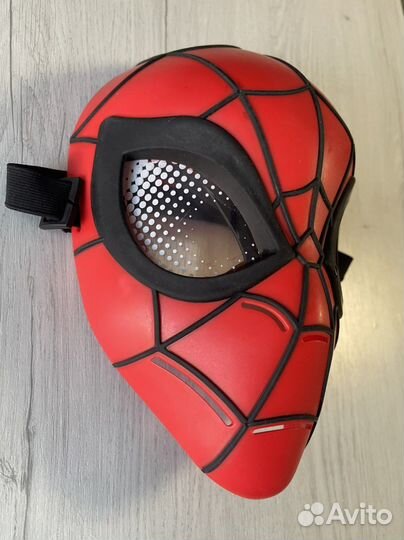 Маска человека паука