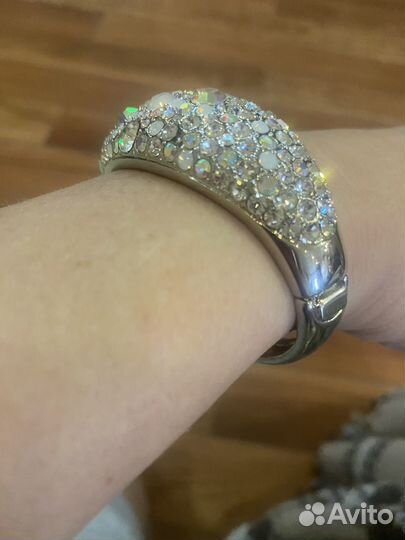 Браслет на руку. Swarovski