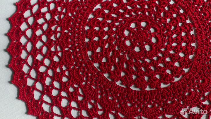 Ажурная салфетка крючком ручной работы