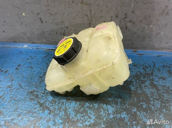 Бачок расширительный Mazda 3 BL