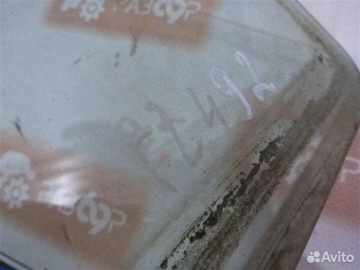 Стекло двери переднее левое Mitsubishi Lancer CS1A