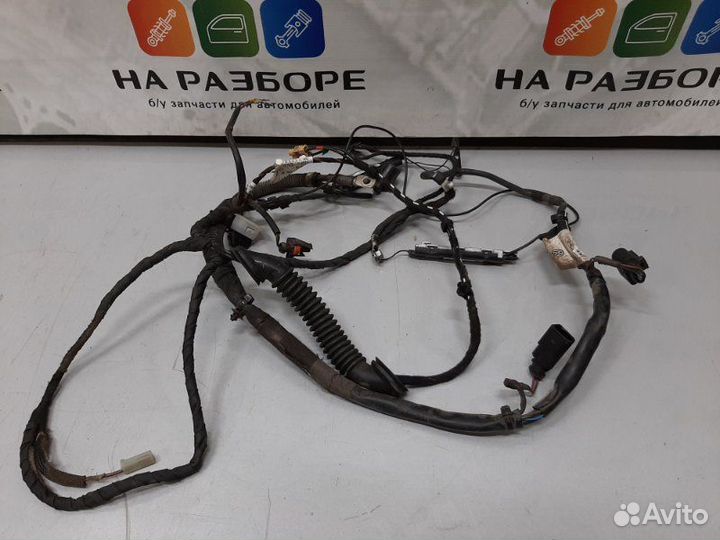 Проводка крышки багажника Skoda Superb