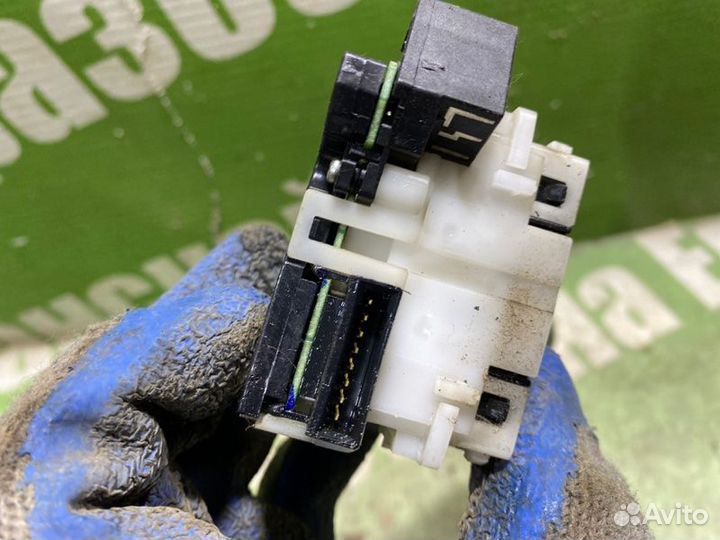 Подрулевой переключатель дворников Nissan Teana