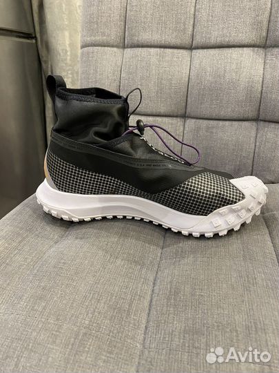 Кроссовки nike acg mountain fly gore tex