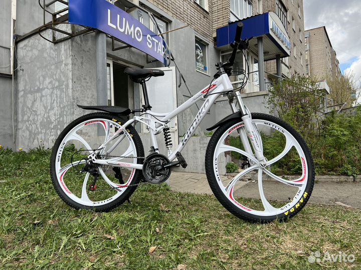 Велосипел на литых дисках