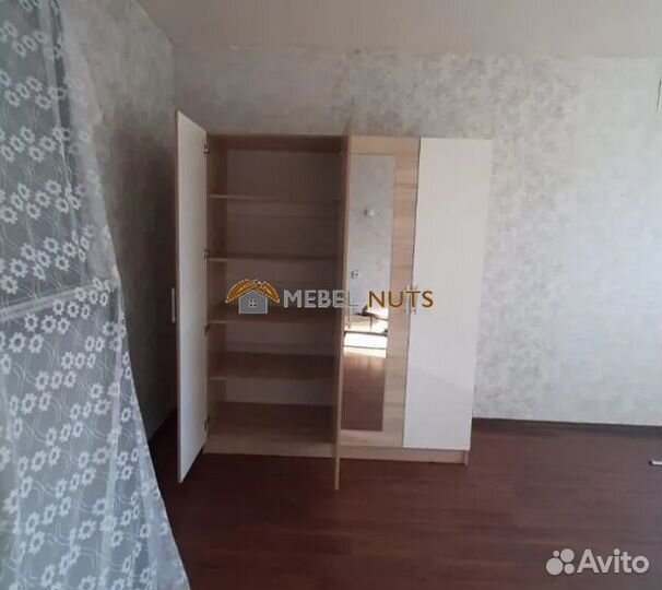 Шкаф четырехстворчатый