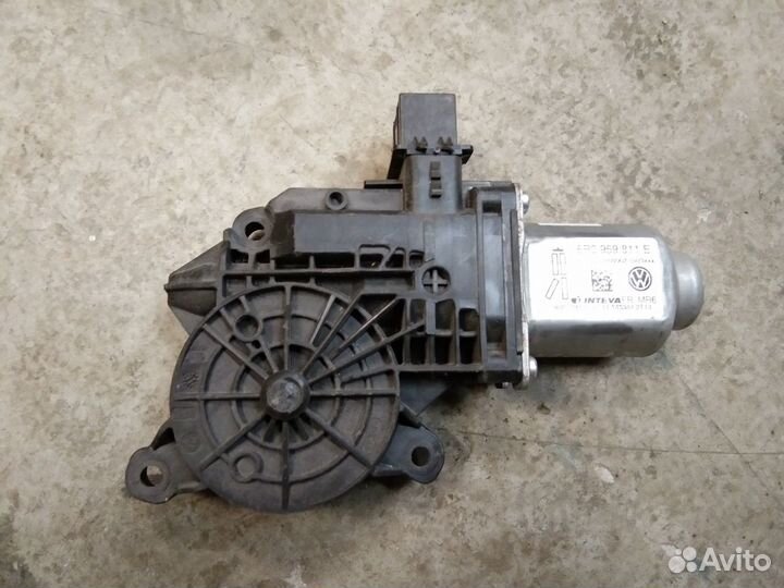 Мотор стеклоподъемника Фольксваген Поло 5