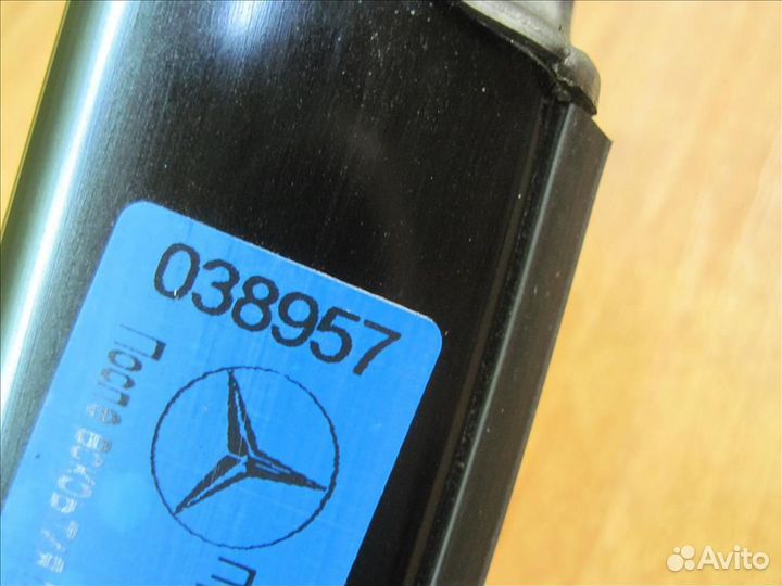 Накладка водоотводная Mercedes X253 Мерседес х 253