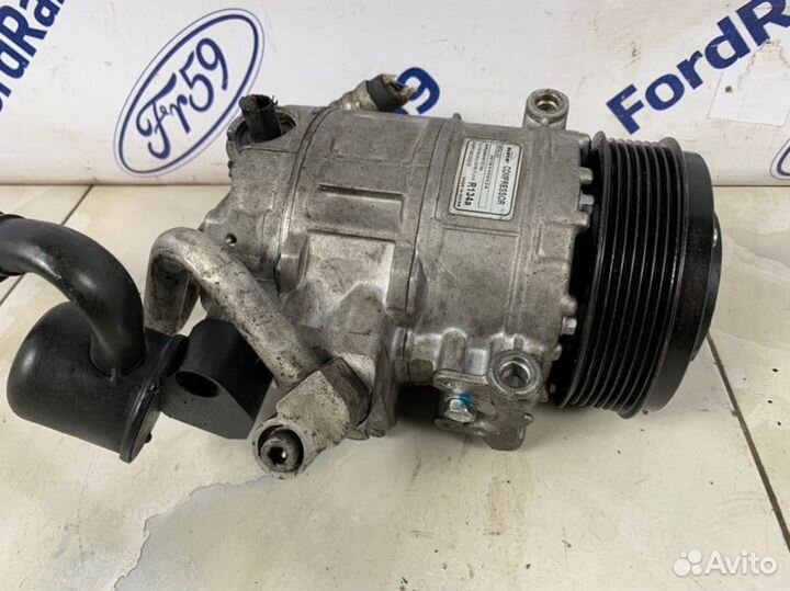 Компрессор кондиционера Mercedes-Benz C-Class W203