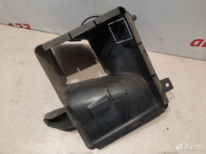 Дефлектор радиатора передний правый Bmw 530 F07