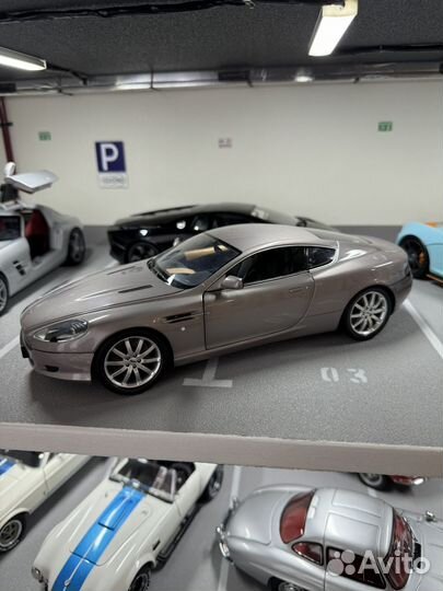Aston martin DB9-2004 1:18 minichamps