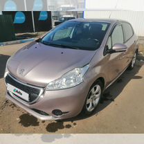 Peugeot 208 1.2 AMT, 2013, 139 000 км, с пробегом, цена 650 000 руб.