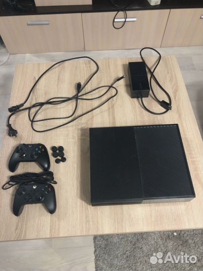 Игровая приставка xbox one