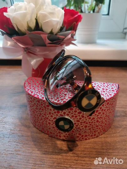 Солнцезащитные очки бренд