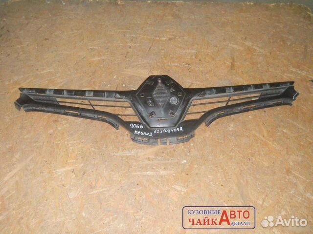 Решетка радиатора Renault Megane 3