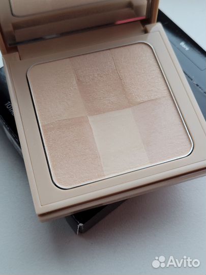 Bobbi brown пудра