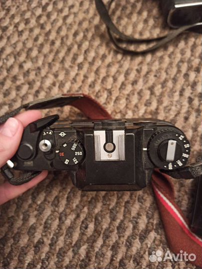 Плёночный фотоаппарат Zenit