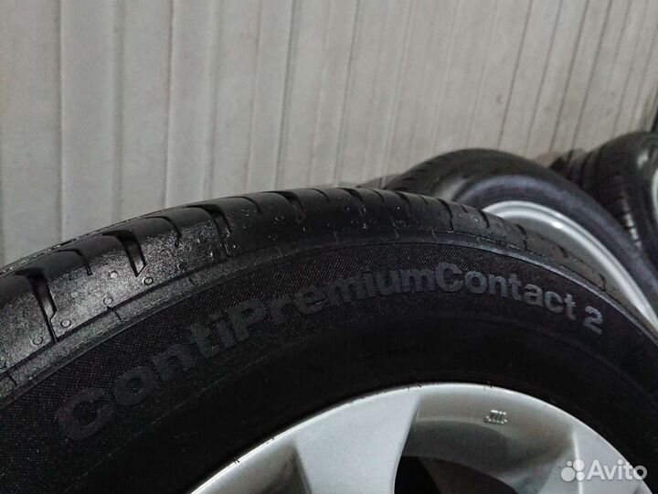 Continental ContiPremiumContact 2 215/55 R17 94V