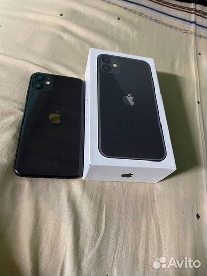 iPhone 11, 64 ГБ