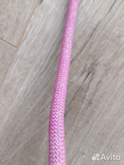 Гимнастическая скакалка