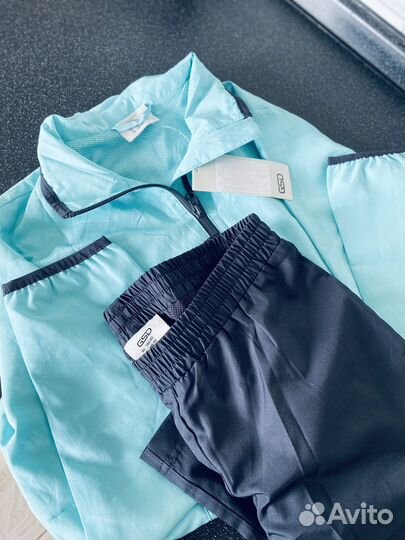 Спортивный костюм новый