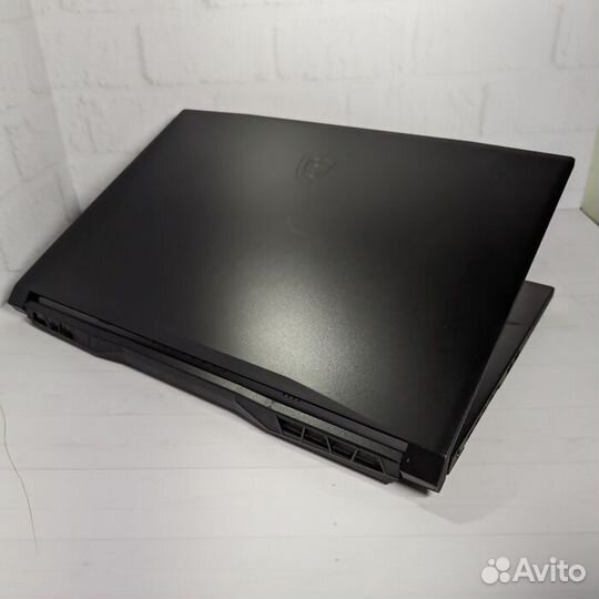 Ноутбук MSI Katana