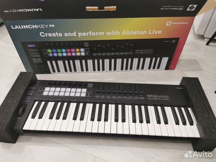 Midi клавиатура 49