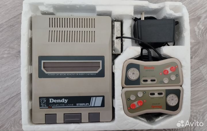 Dendy classic steepler и 12 картриджей
