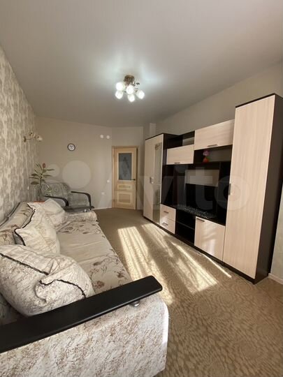 2-к. квартира, 40 м², 2/12 эт.