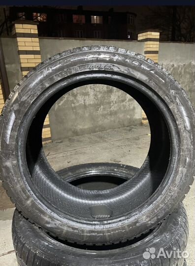 Pirelli Ice Zero 295/40 R21