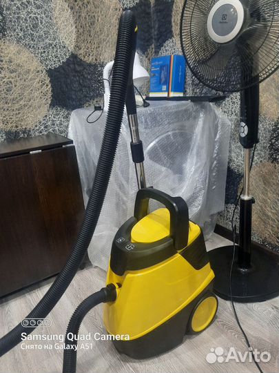 Моющий пылесос Karcher