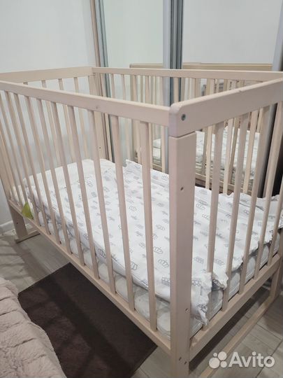 Детская кроватка